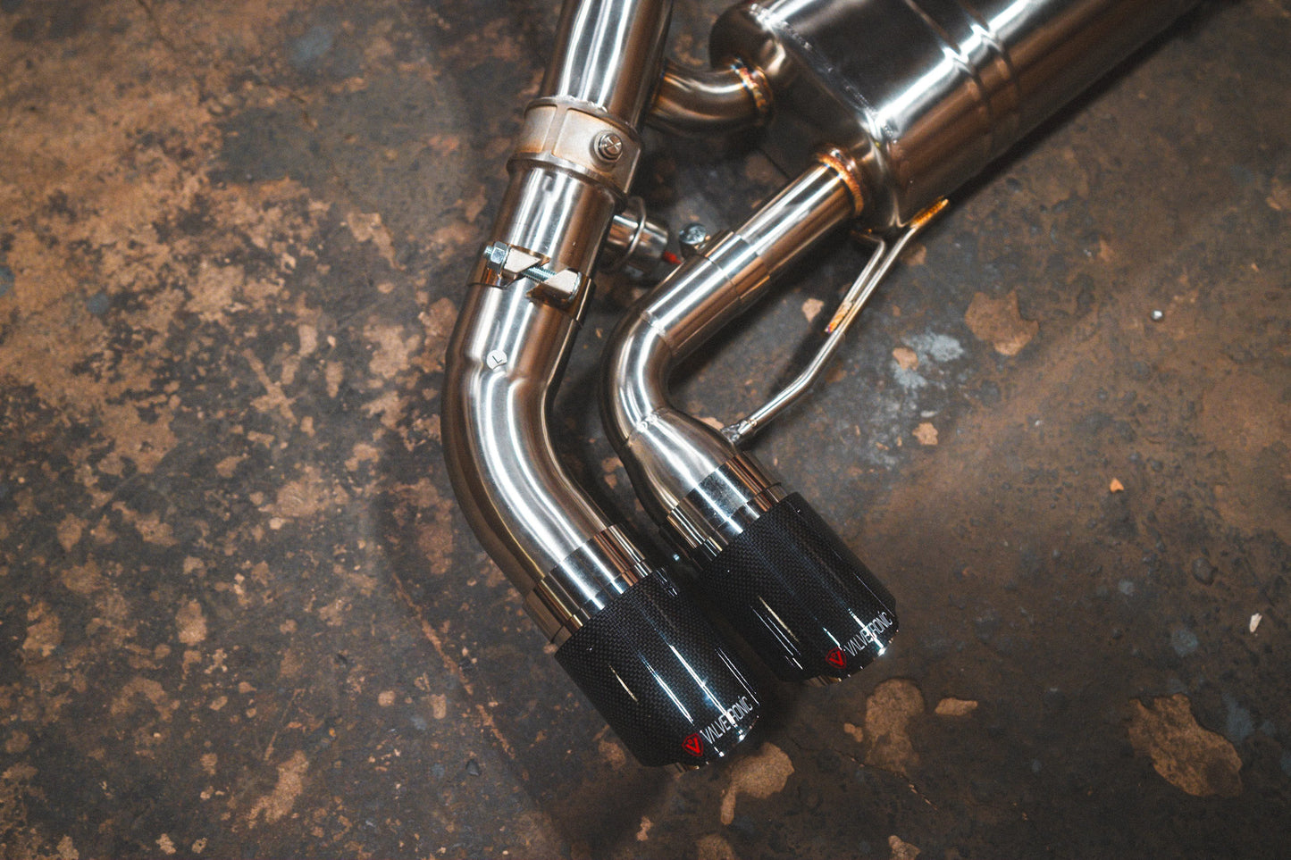 Valvetronic Designs  M340i/M440i Valved Sport Exhaust System Carbon Fiber Tips